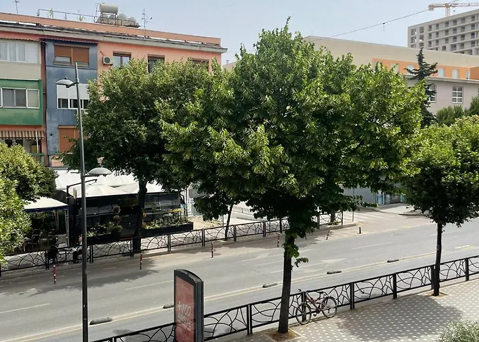 E&b Cosy 2 Apartman Tirana